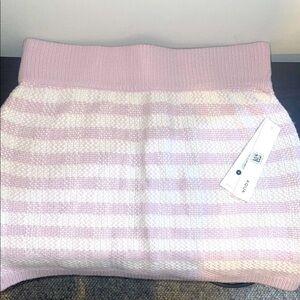 Chic Pink Striped Knit Skirt